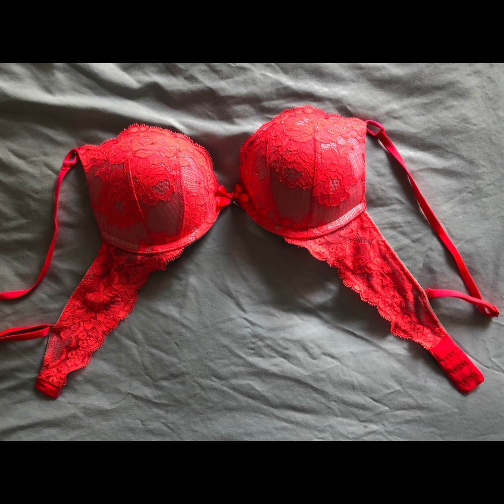 Very Sexy Bombshell Bra - adds 2 cups
